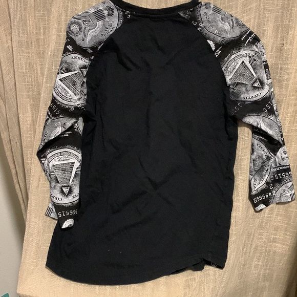 Switch remarkable money black long sleeve shirt size medium - Picture 5 of 5